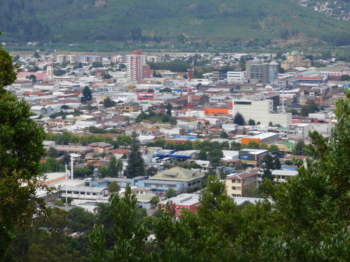 Al fondo pasa el ro de Temuco