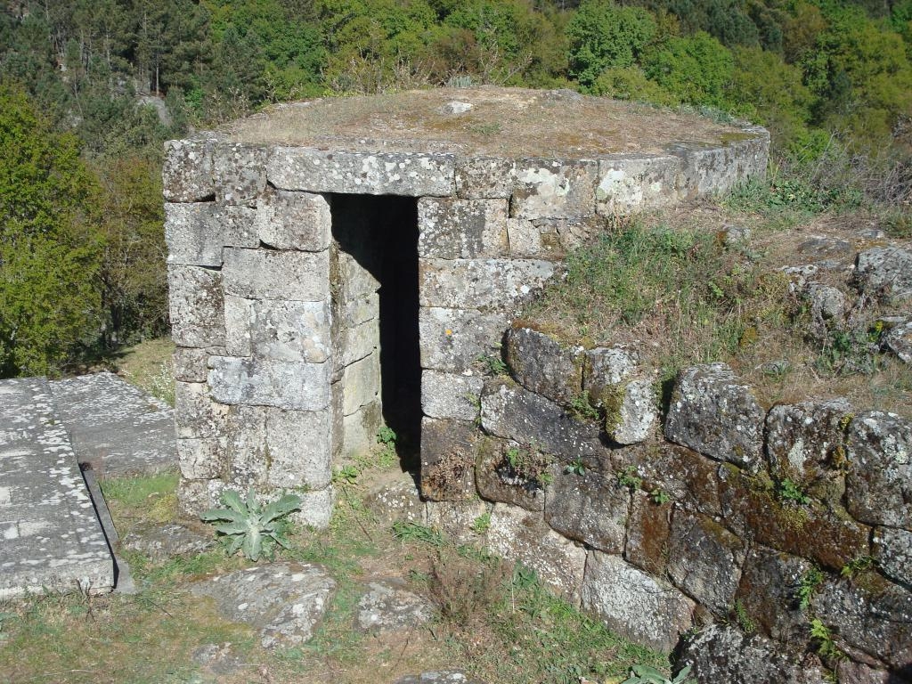 Castelo de A Peroxa. Ribeira Sacra. Ourense