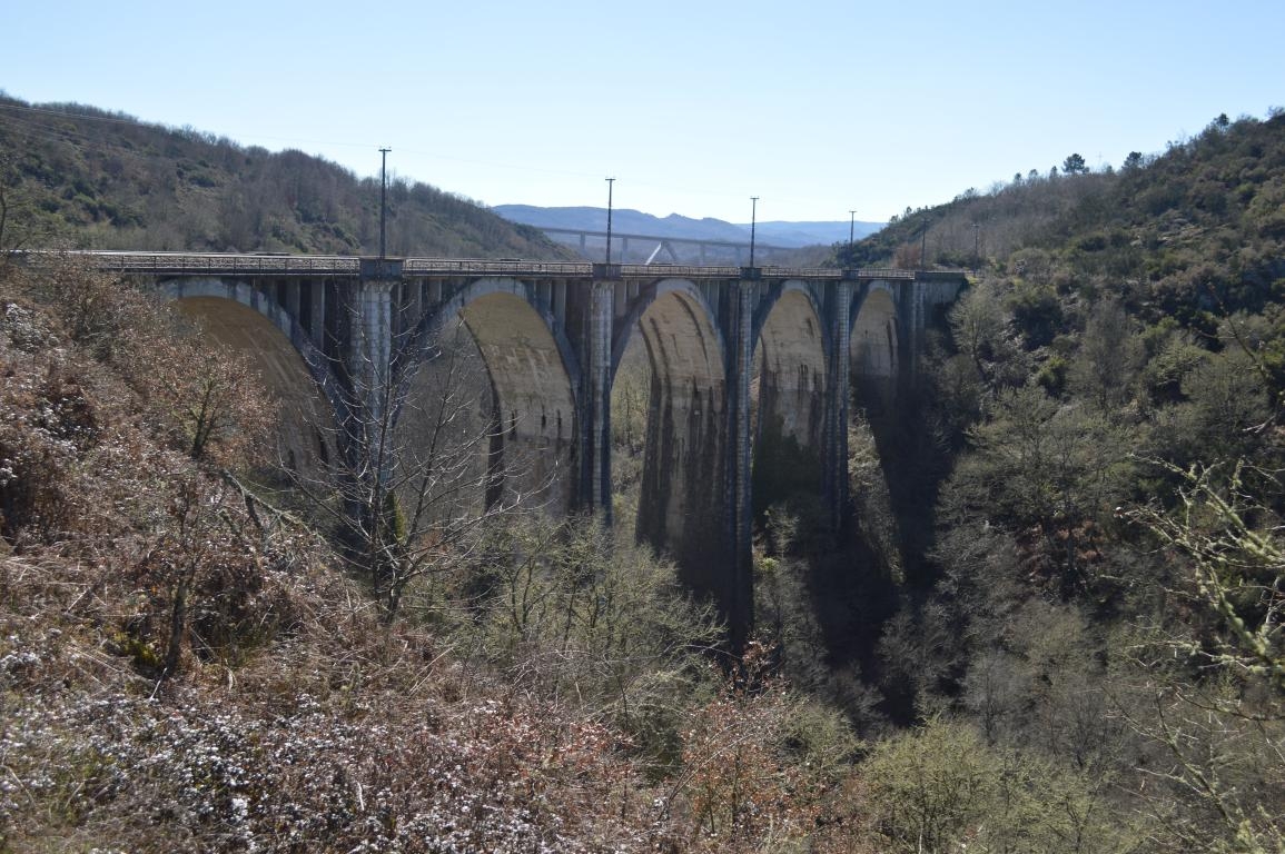 Viaduto sobre o Arnoia. Xunqueira de Ambo. Ourense