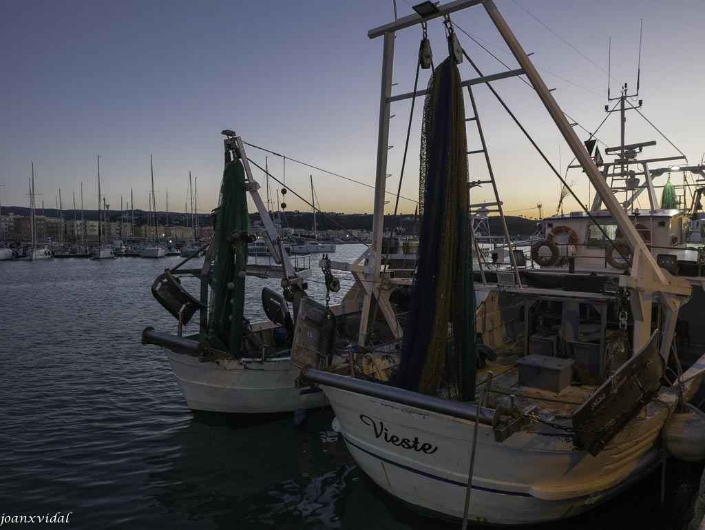 BARQUES DE PESCA