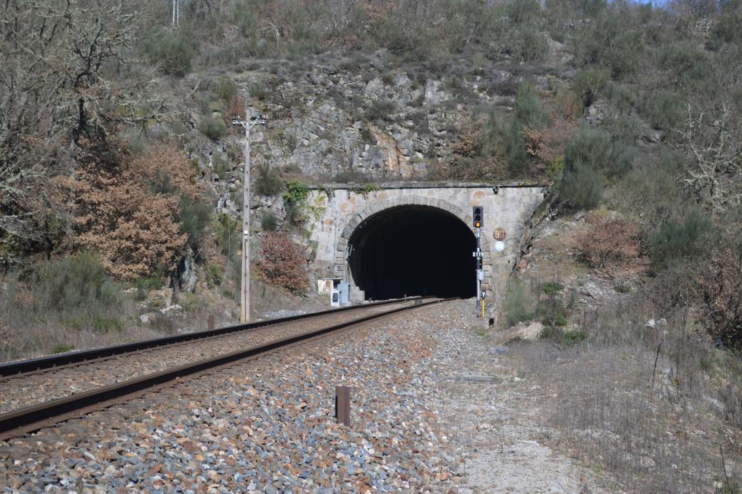 A pista do Marroqu. Laza. Ourense