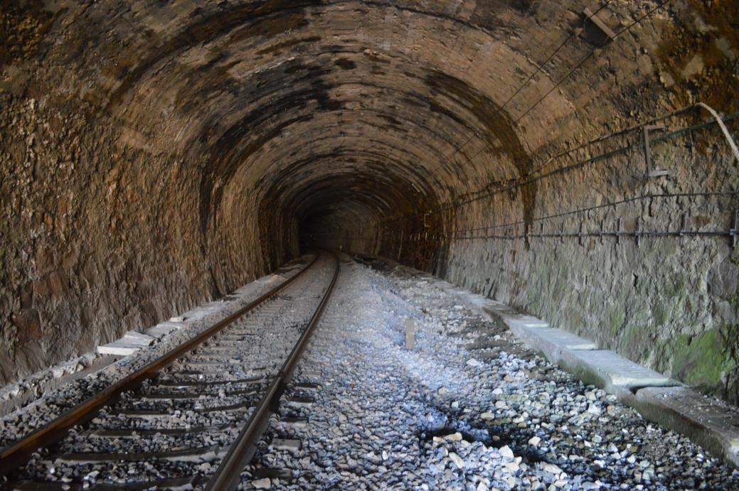 A pista do Marroqu. Laza. Ourense