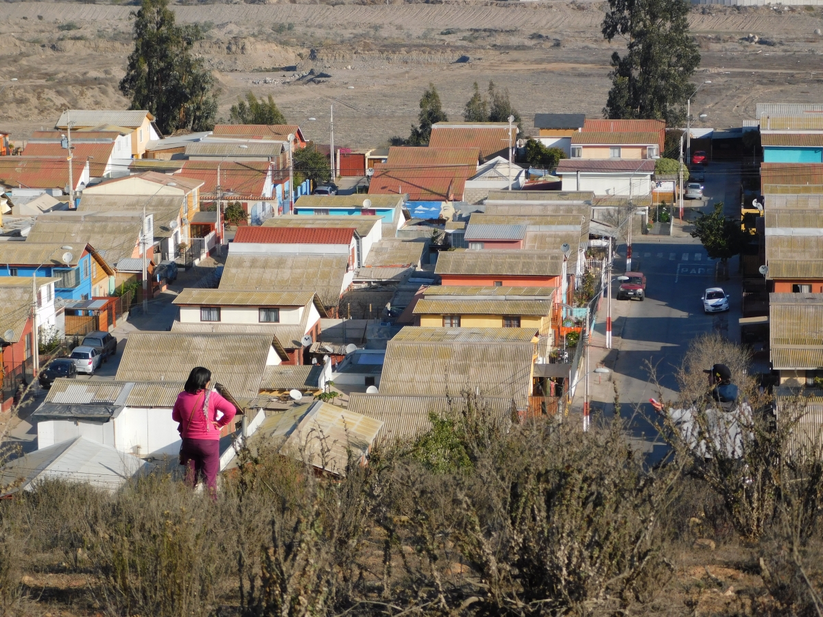 Mientras esperbamos la oscuridad total, saque vistas de mi barrio, se los presento