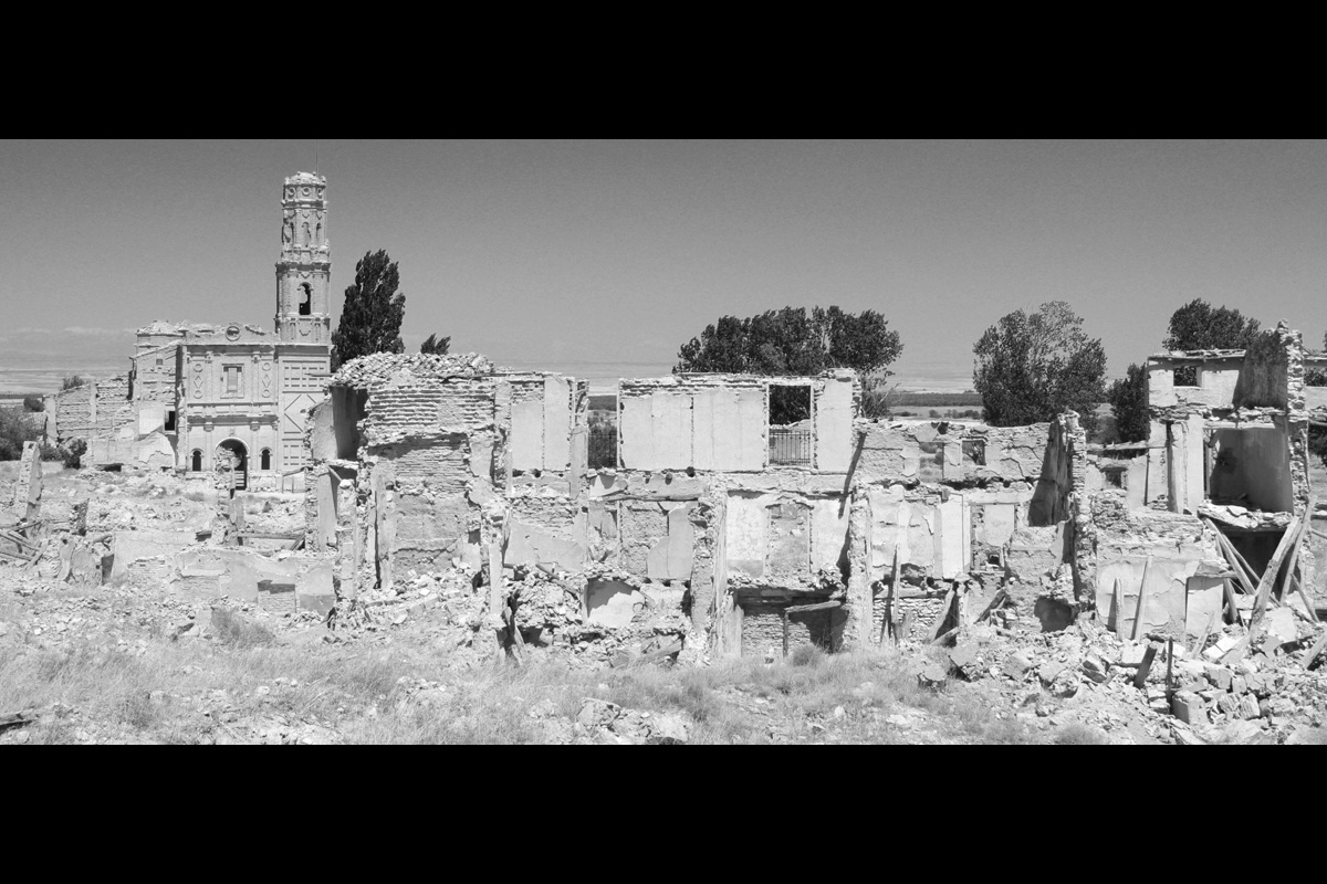 Belchite el recuerdo de lo que no hay que repetir