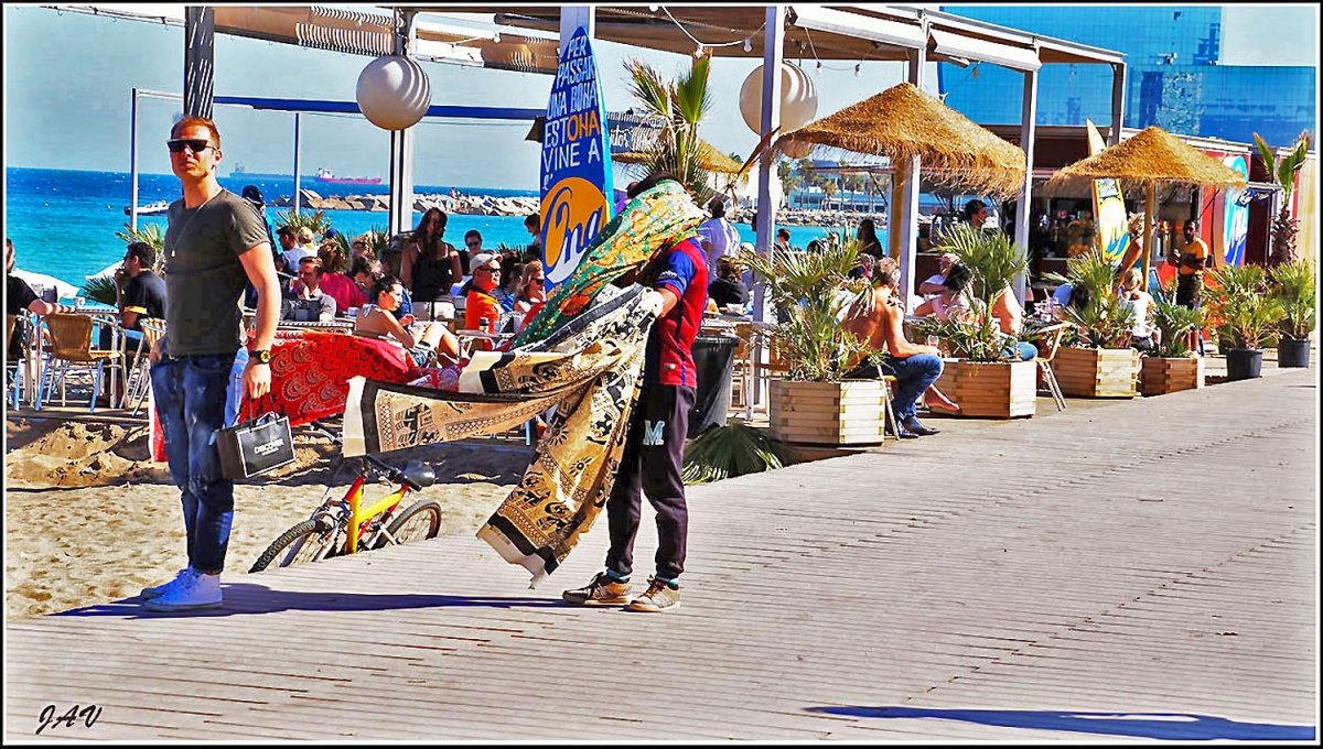 El viento, los pareos y las terrazas.