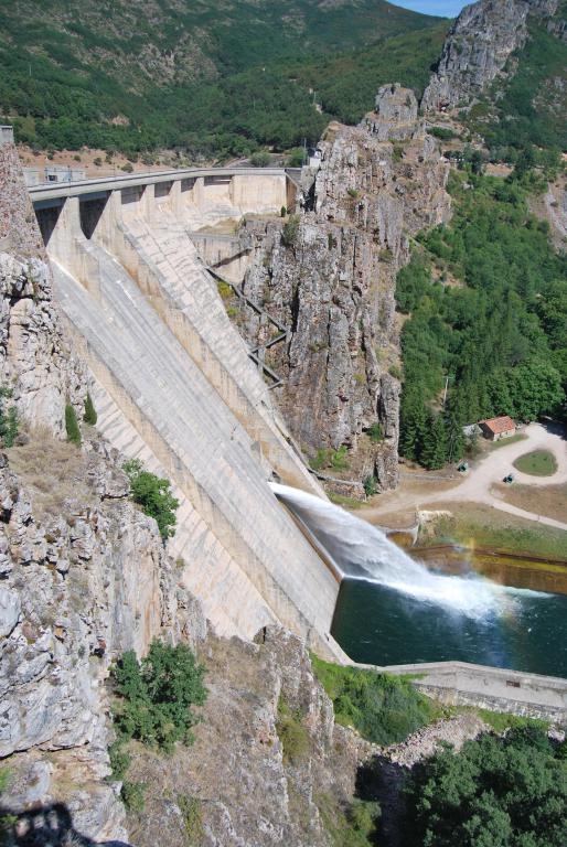 Embalse de Los Barrios de Luna. Len