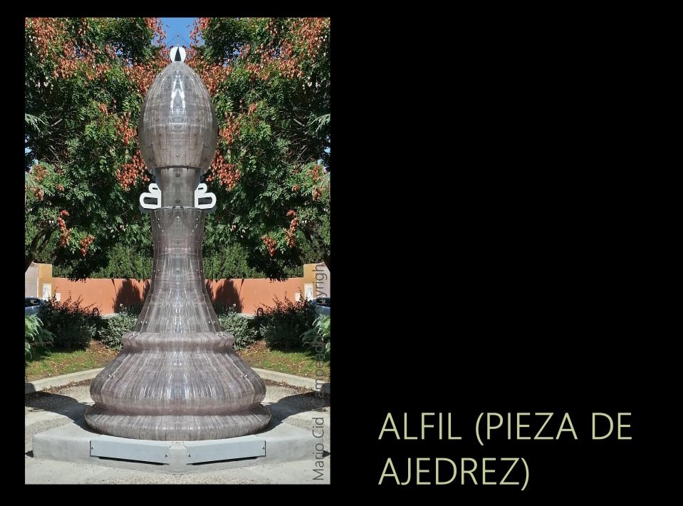Alfil (pieza de ajedrez) - Bishop (chess piece). Photography by Mario Cid (Campeador).