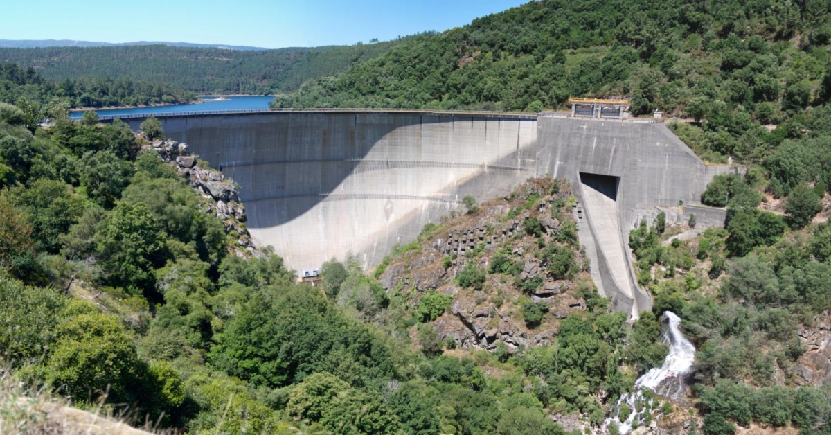 CH Albarellos. Ro Avia. Bobors/Avin. Ourense