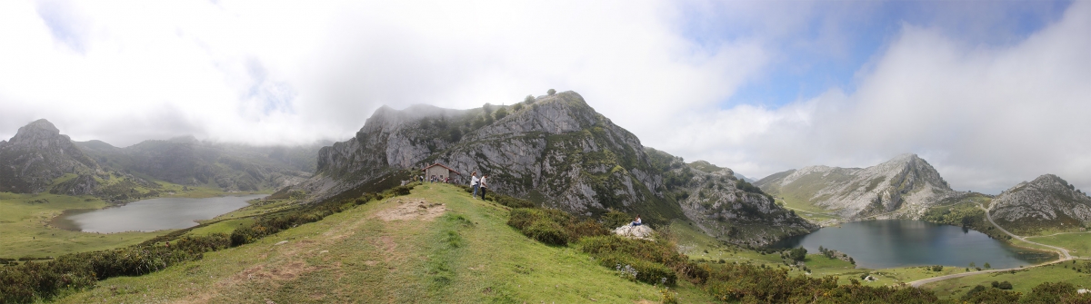 Panoramica lagos de Covadonga, Ercina y Enol