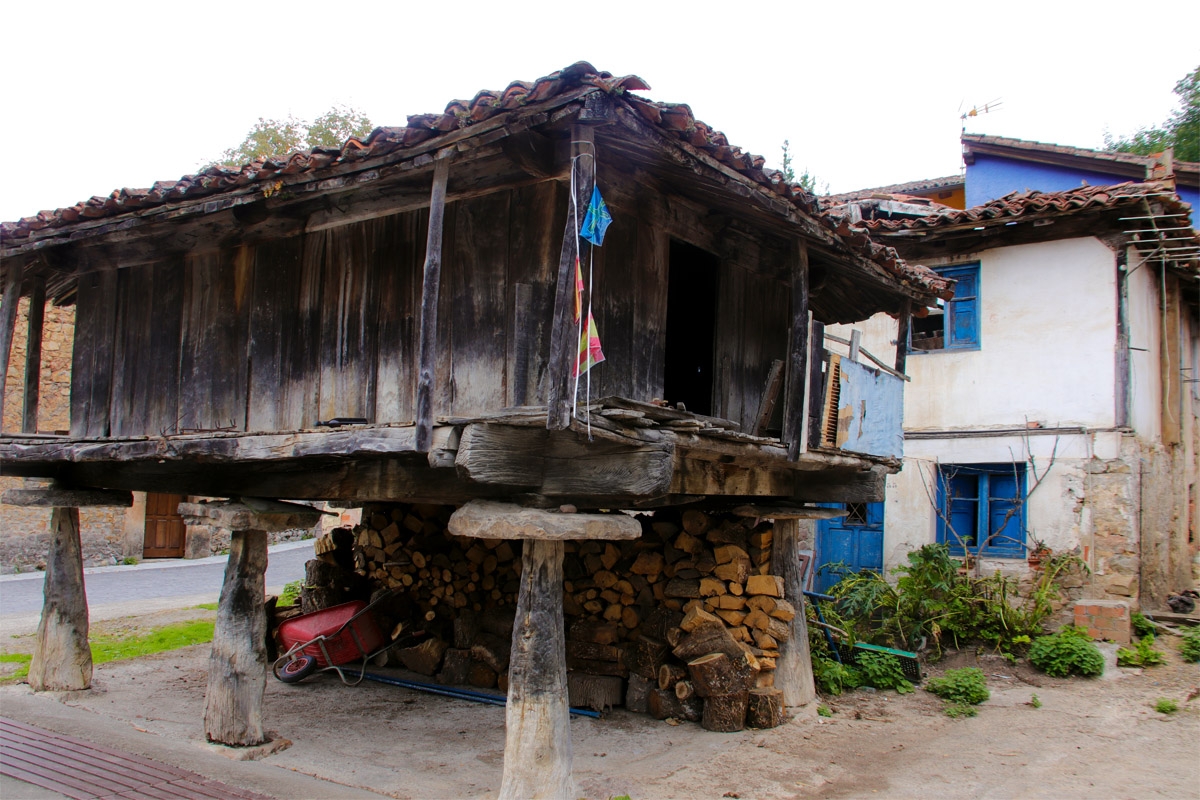 Horreo asturiano