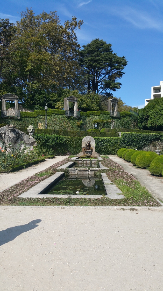Fuente Jardines Palacio de Cristal. Porto