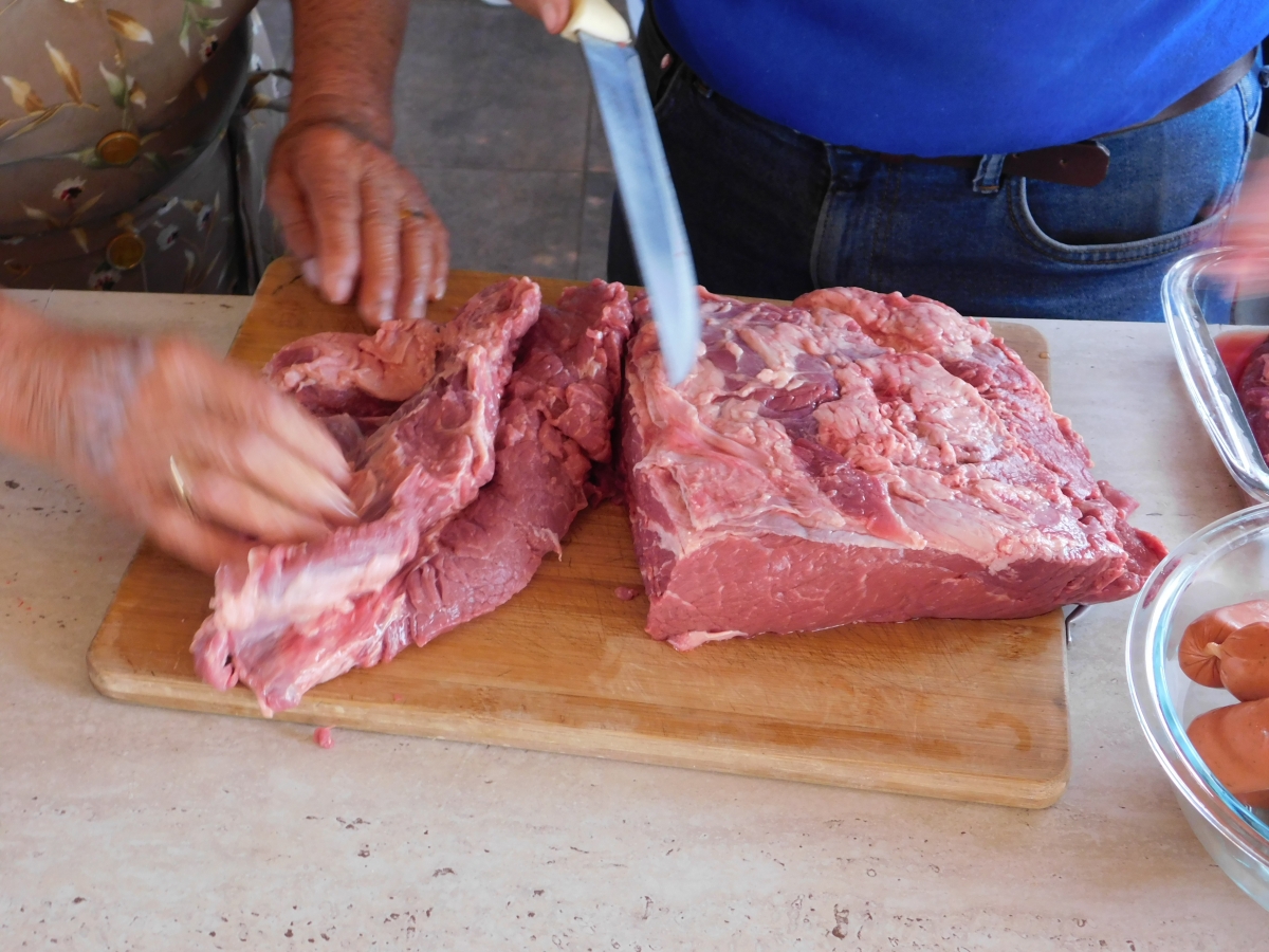 Hay distintas formas de cosumir proteinas y la carne es una de ellas