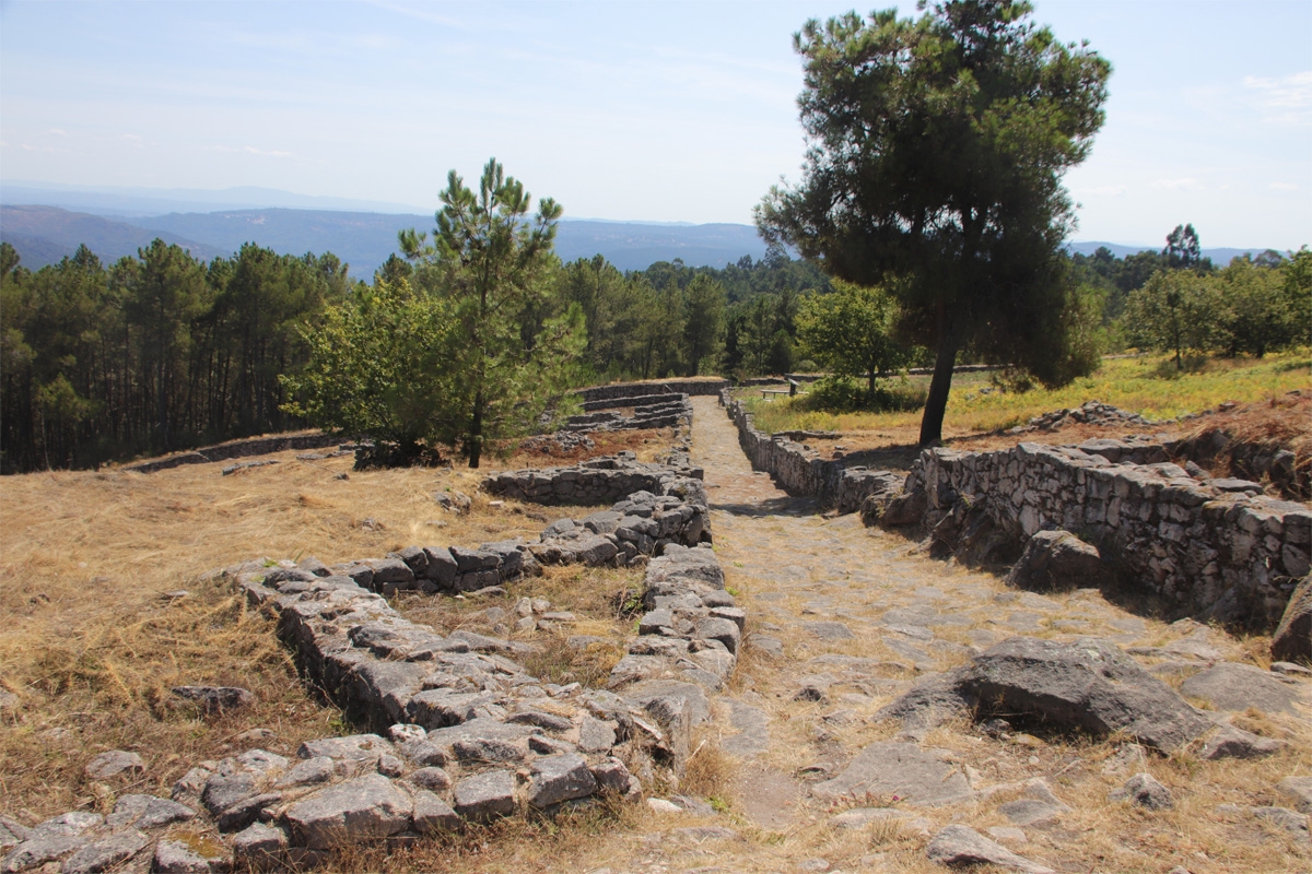 Resto arqueologicos Castro San Cibrao de las