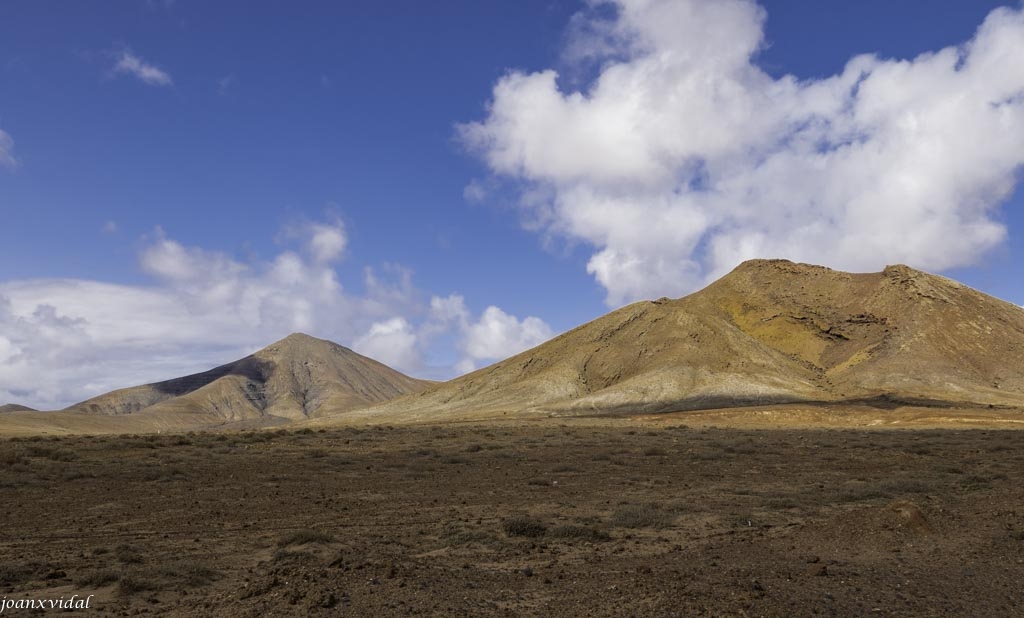 NUBES Y VOLCANES