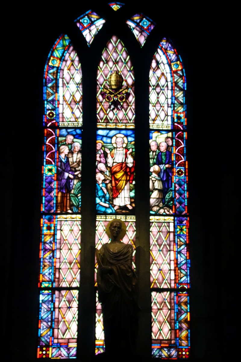 vitrales monasterio de Sant Cugat