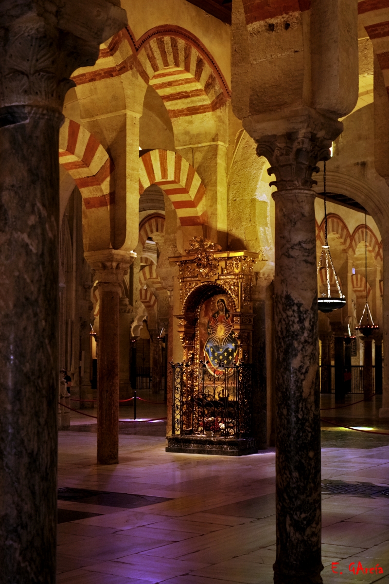 Mezquita IV