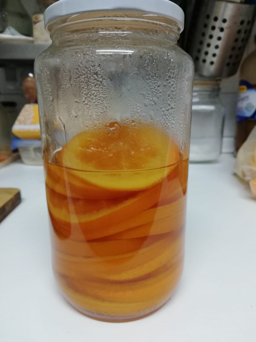 Jugo de naranja para la sed, jajajaja