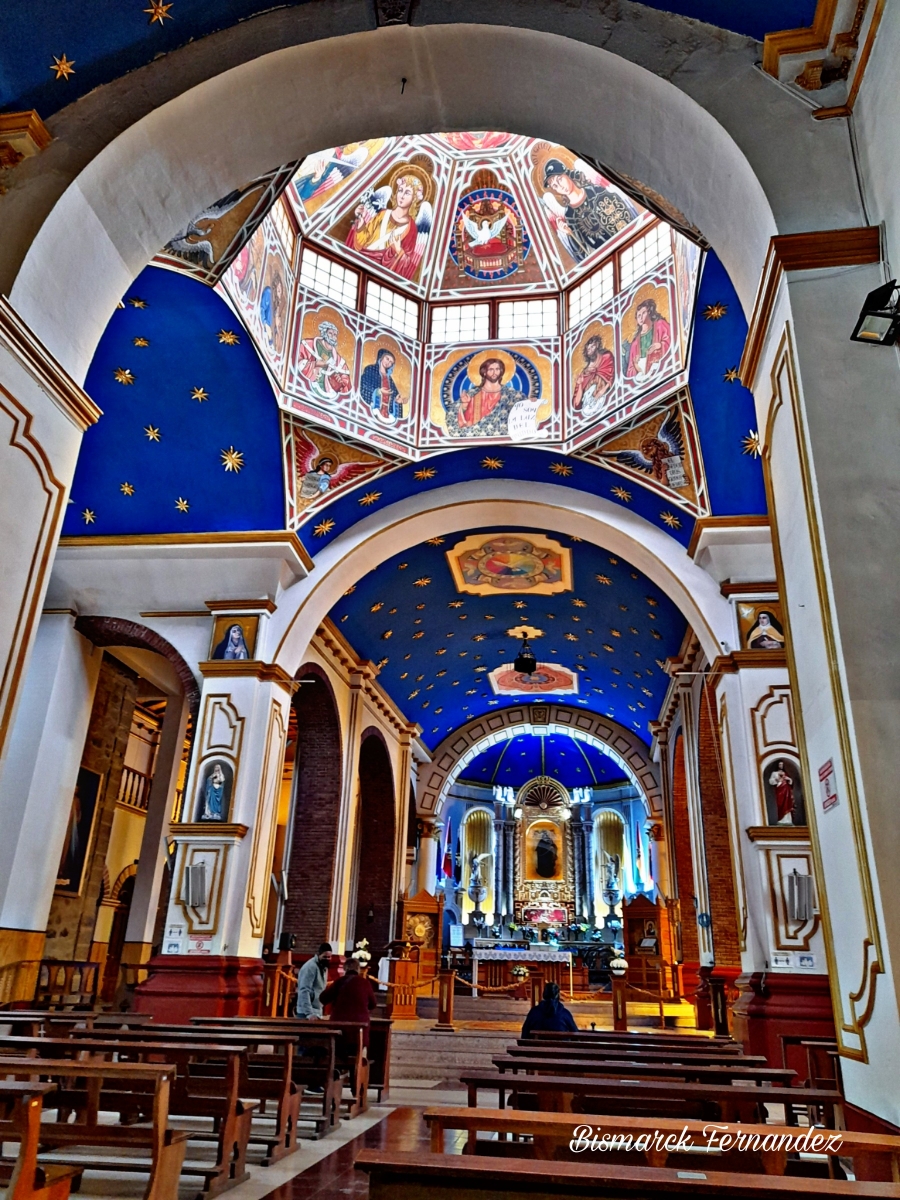 Interior del Santuario.