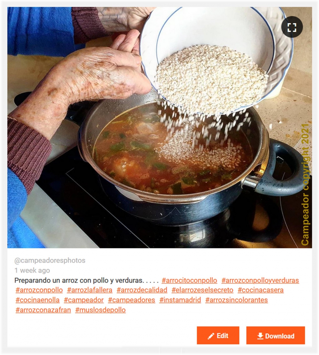 Preparando un arroz con pollo y verduras -- Cooking rice with chicken and vegetables. Photo by Mario Cid (Campeador) 