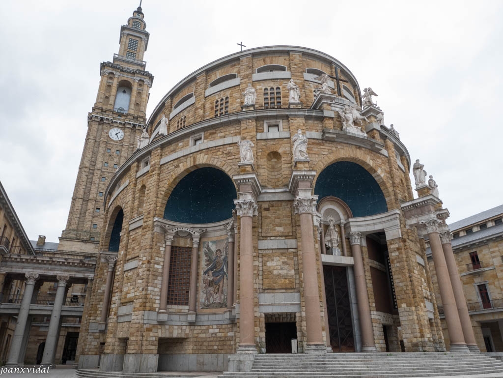 IGLESIA DE LA UNIVERSIDAD