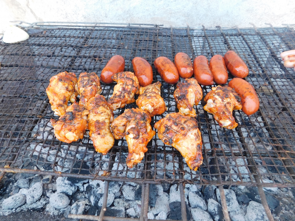 S hay que comer comamos rico, o no jajajaja