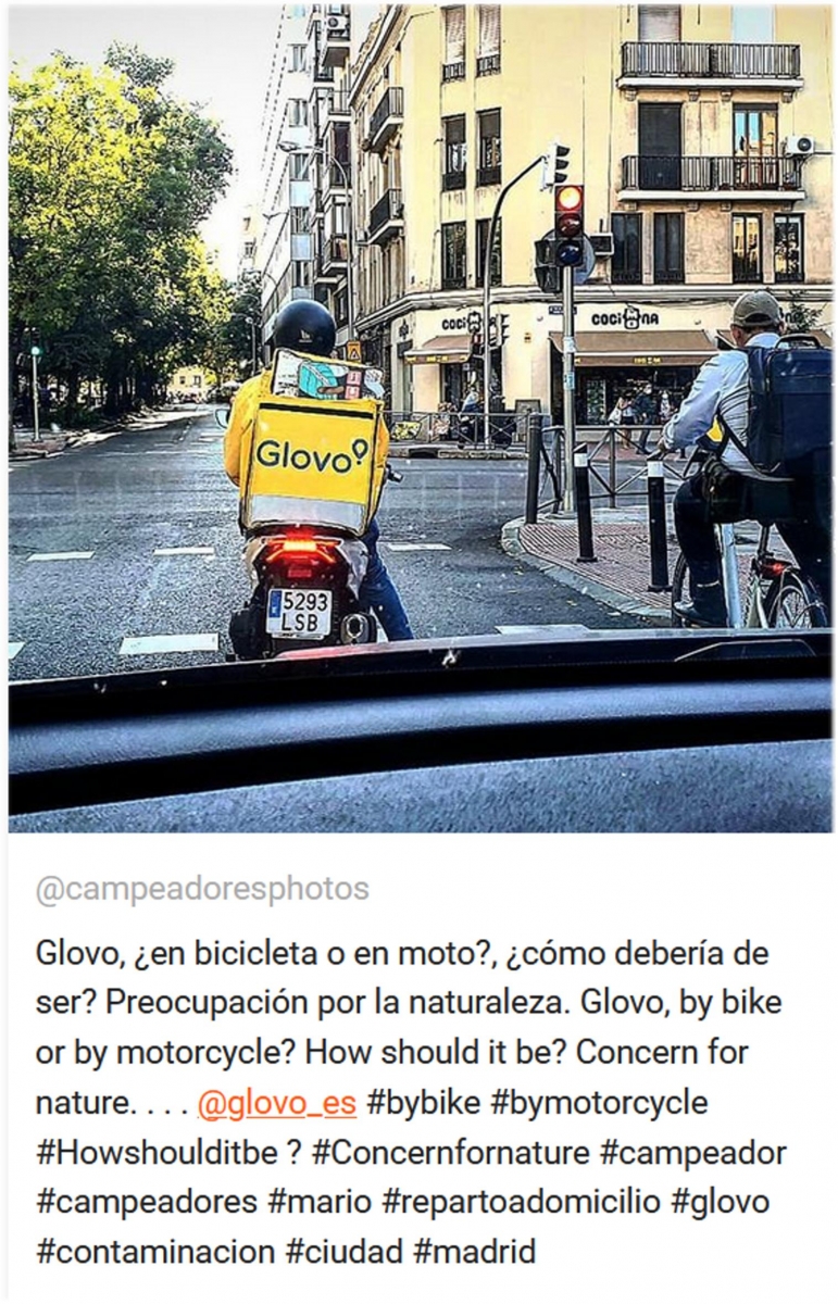 Repartidores de Glovo en bicicleta o en moto? Derechos de autor / photo by: Campeador (Mario Cid), 2021.