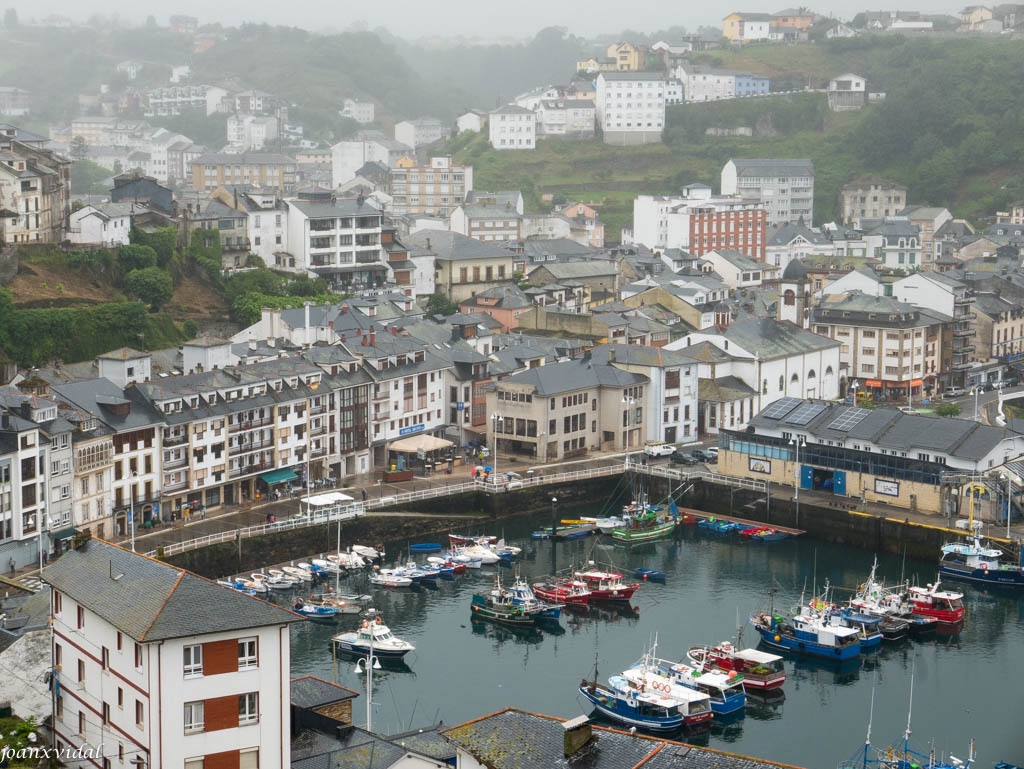 DIA LLUVIOSO EN LUARCA