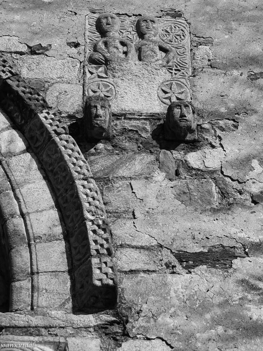 DETALL ENTRADA SANT LLISER