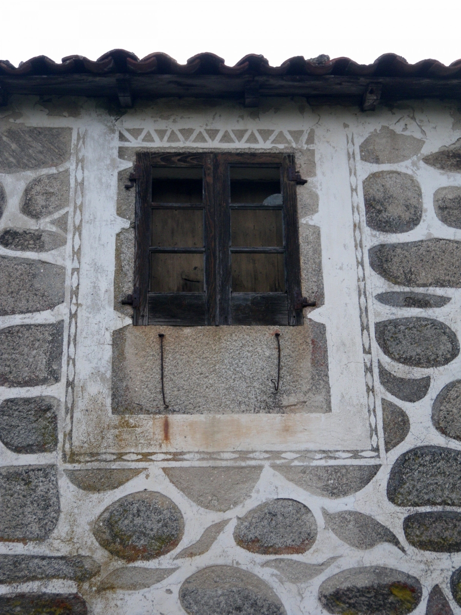 Esgrafiados: Montoedo. A Teixeira. Ourense. Ribeira Sacra Galcia