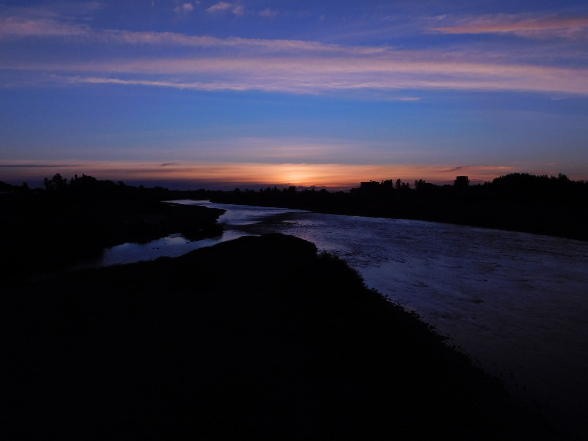 Atardecer en el ri