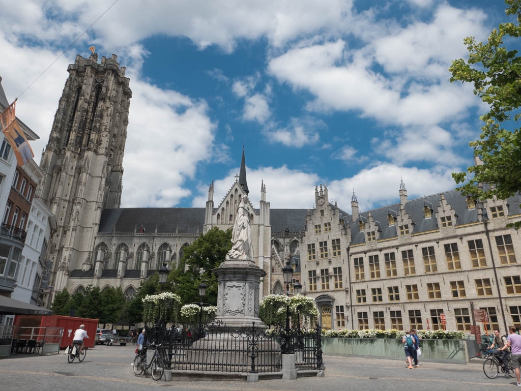 CATEDRAL DE MALINES