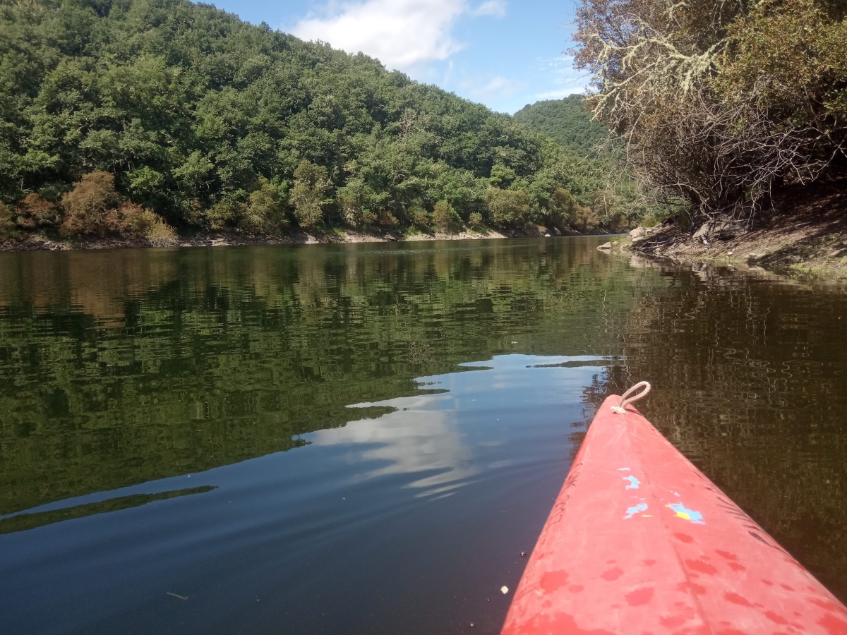 Kayak en Gustolas. Trives-San Xoan de Ro. Ourense. Galicia