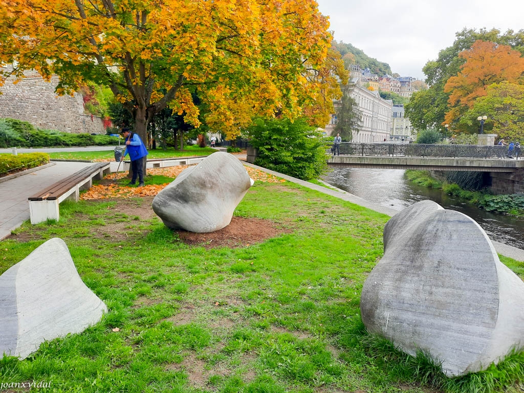 KARLOVY VARY