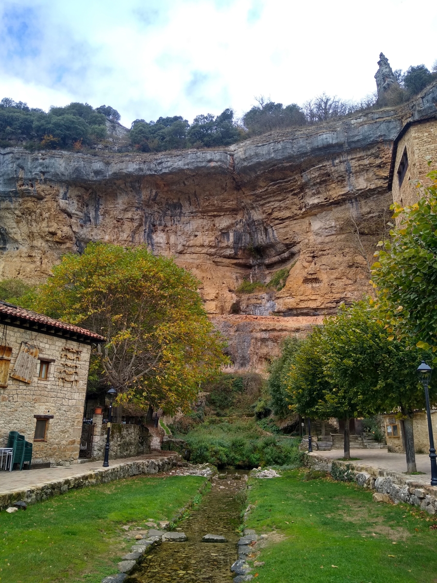 Orbaneja del Castillo. Valle de Sedano. Pramos. Burgos
