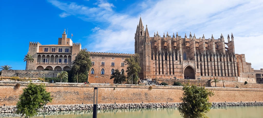 CATEDRAL i LA ALMUDAINA