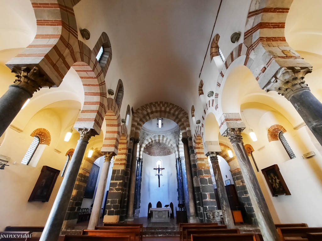 Nave principal Annunziata dei Catalani 