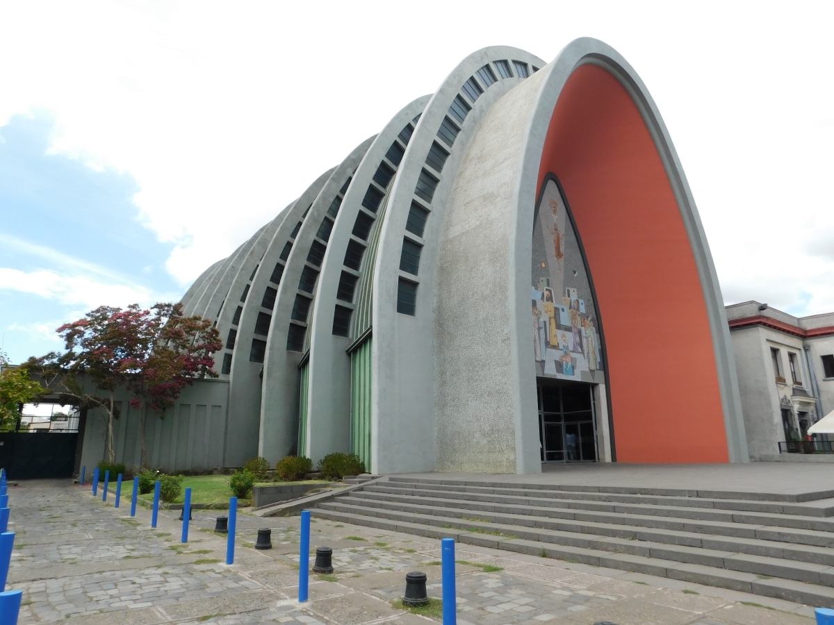 Arquitectura de la iglesia del lugar