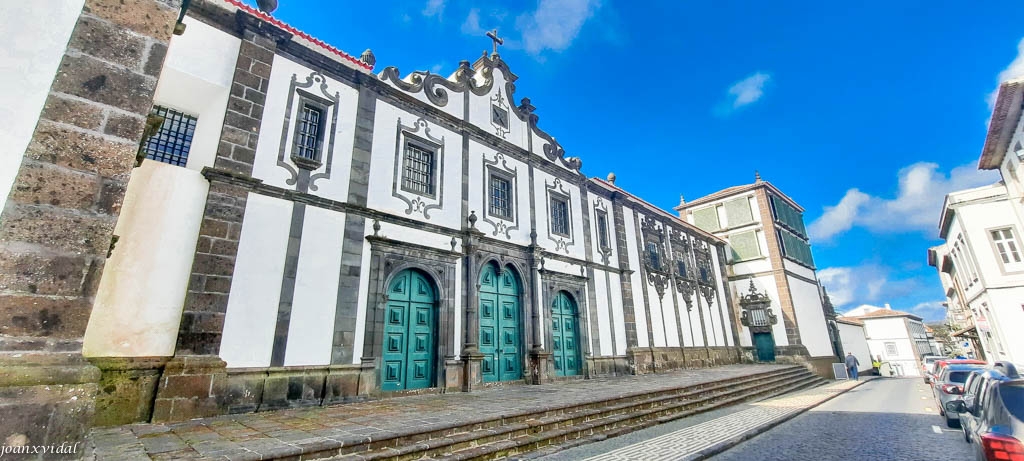 MUSEU CARLOS MACHADO