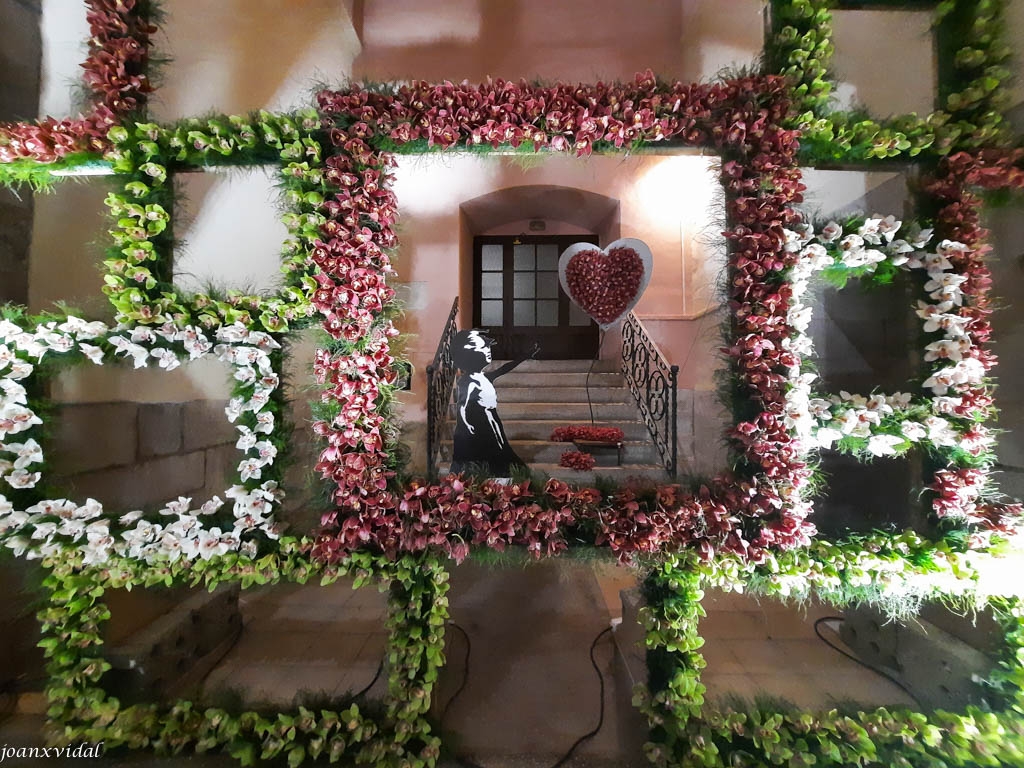 HOMENATGE FLORAL A BANKSY
