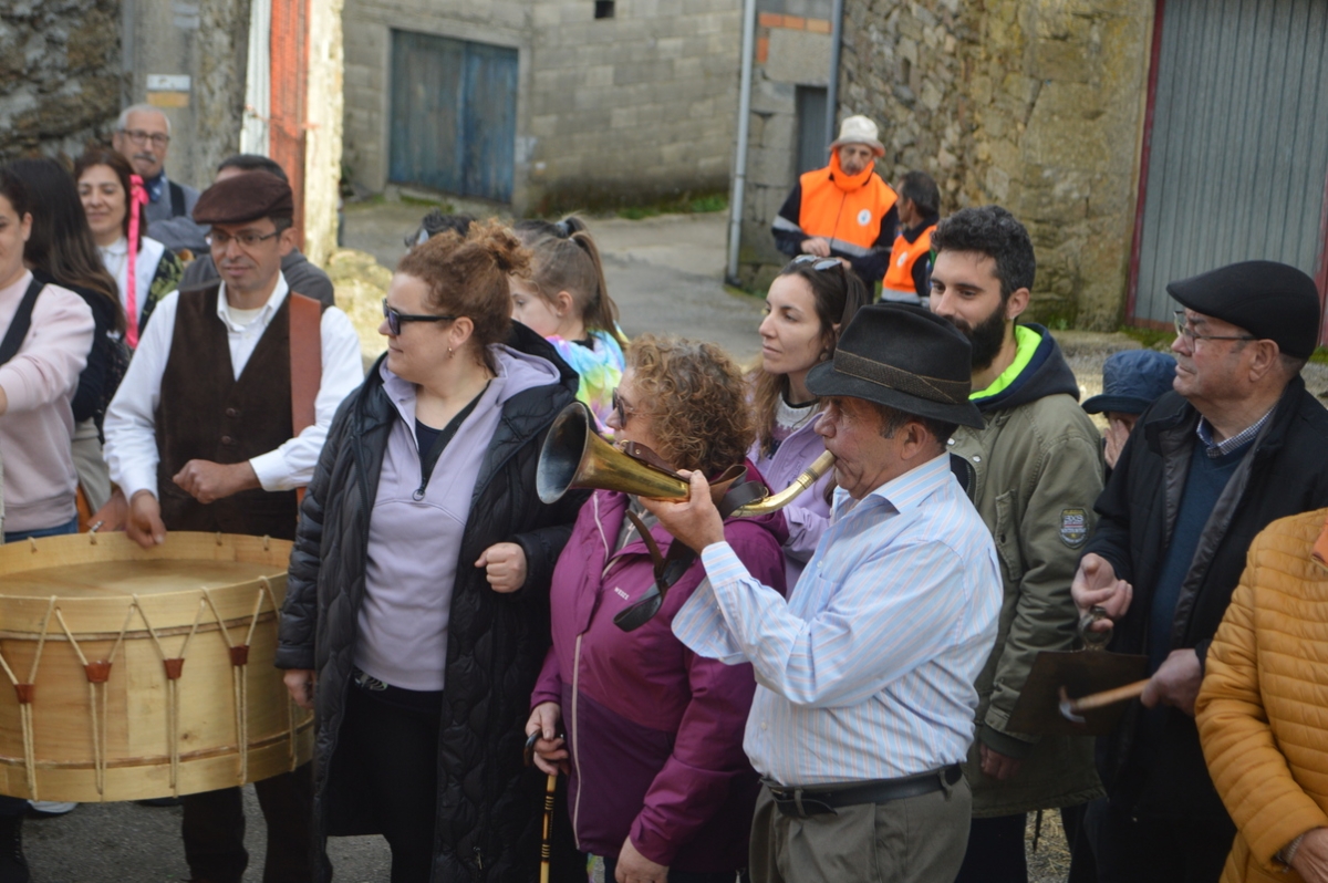 Entroido 2024. Foliada en Trabazos (Manzaneda)