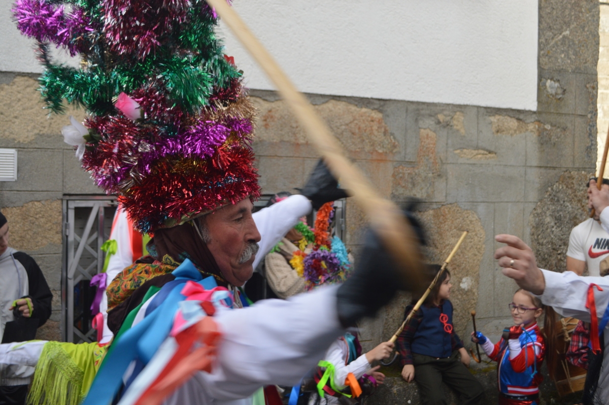 Entroido 2024. Foliada en Trabazos (Manzaneda)