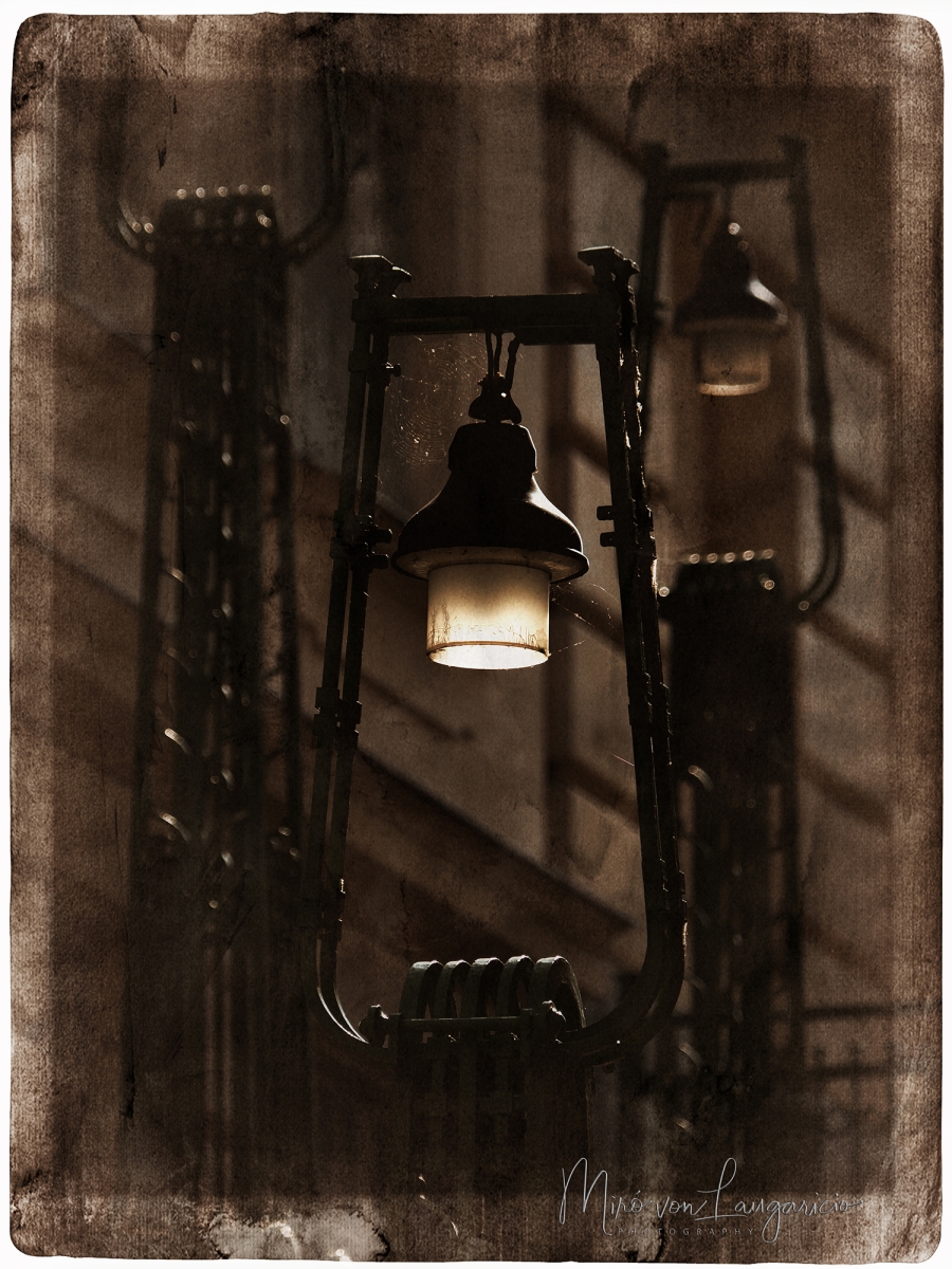  El silencio entre las luces 