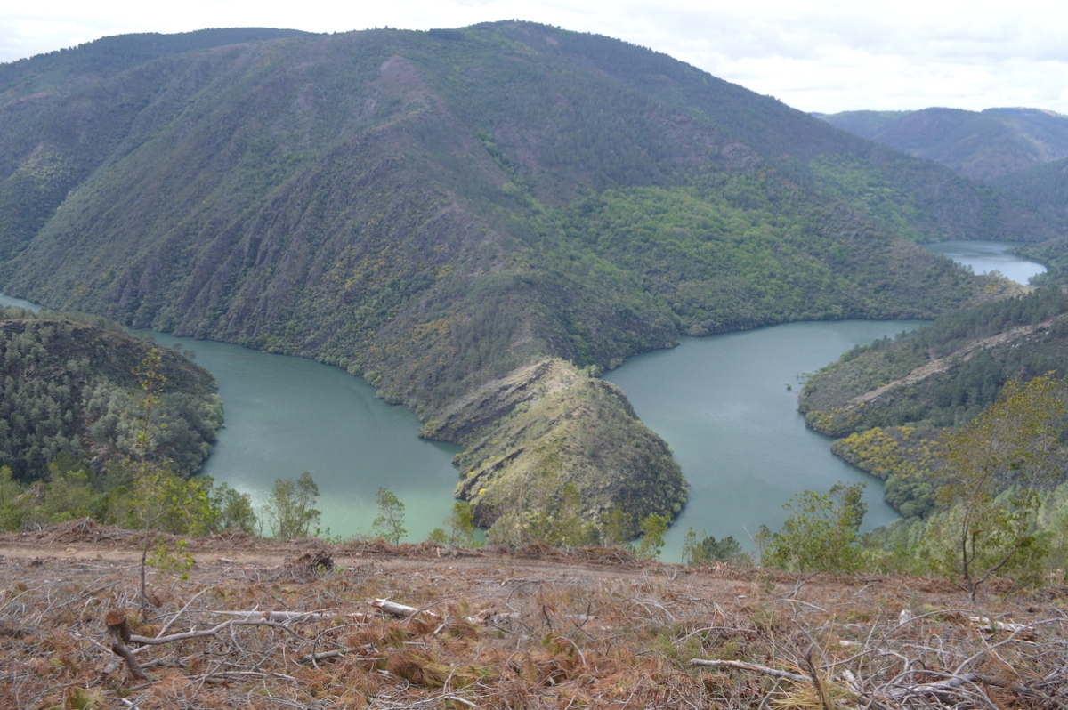 Ro Sil. Castro Caldelas (Ourense)/Sober (Lugo). Ribeira Sacra. Galicia