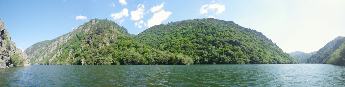 Ro Sil. Castro Caldelas (Ourense)/Sober (Lugo). Ribeira Sacra. Galicia