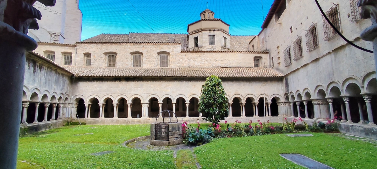 CLAUSTRE CATEDRAL