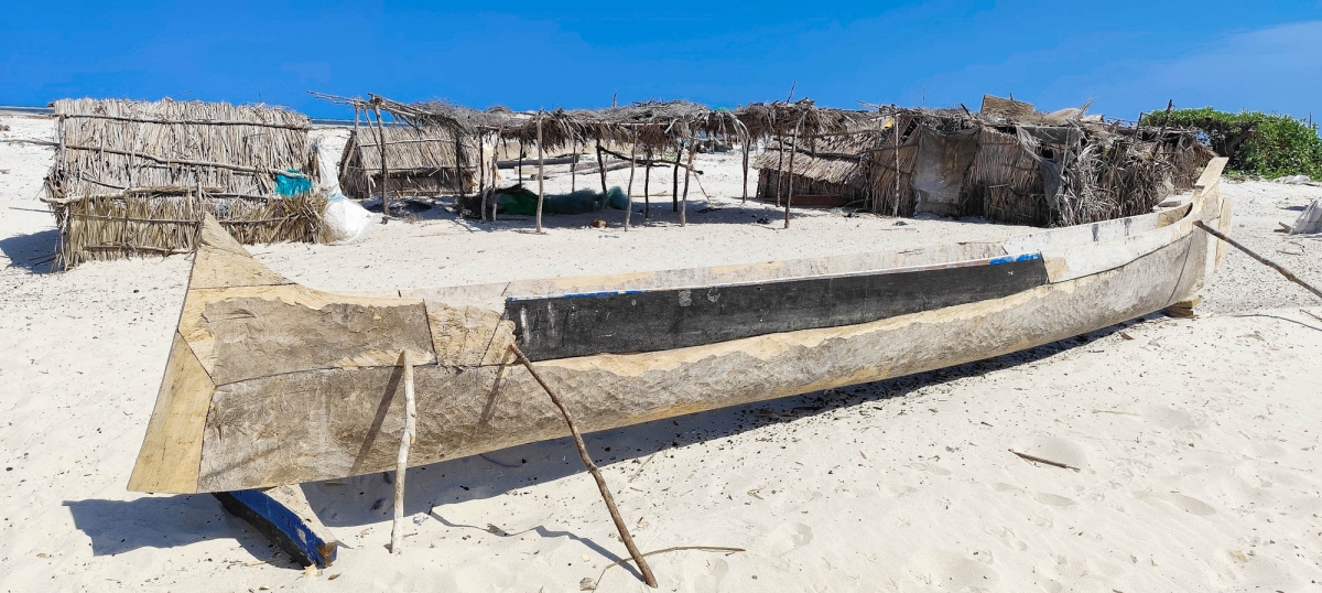 PIROGA EN CONSTRUCCI