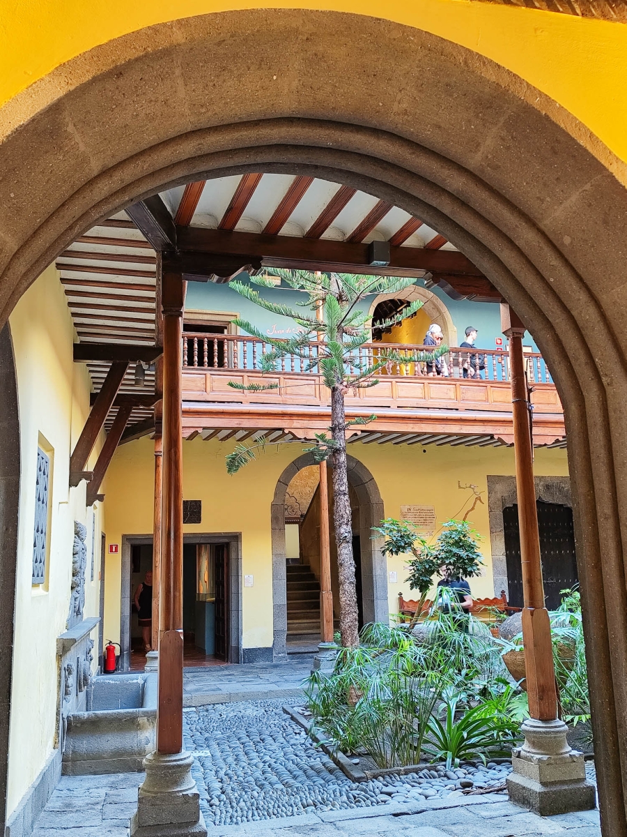 PATI COLONIAL
