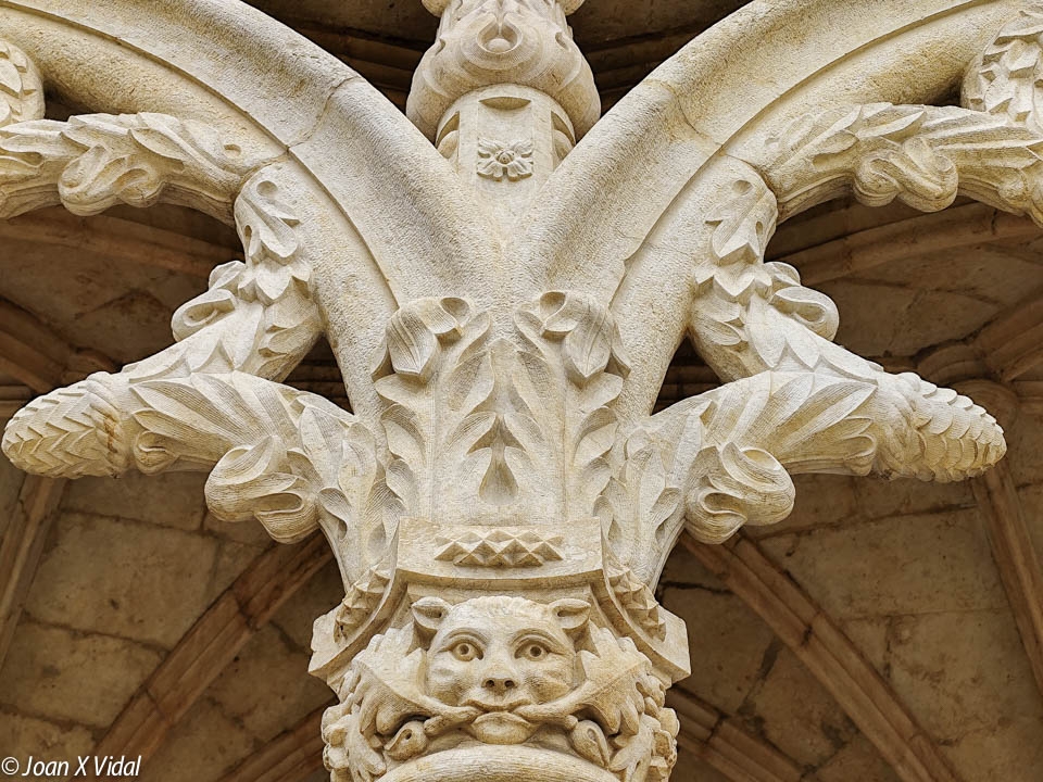 DETALLE CLAUSTRO MONASTERIO DOS JERNIMOS