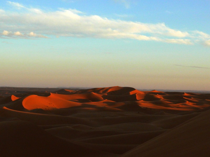 los colores del amanecer en el Erg Chebi