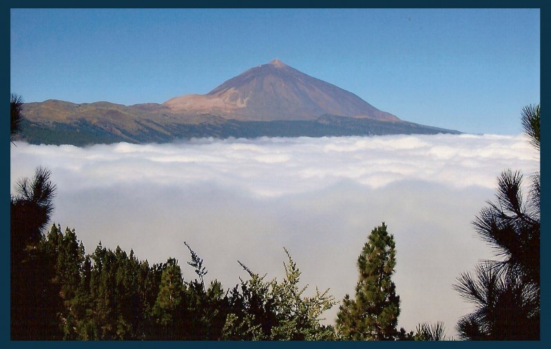 Sobre las nubes